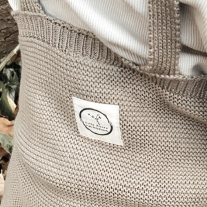 Cosyroots Latzhose aus Bio-Strick