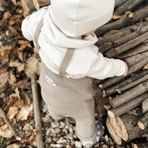 Cosyroots Latzhose aus Bio-Strick