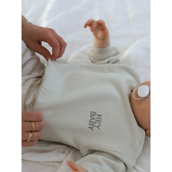 Famvibes Sweatshirt HEY BABY