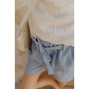 Leevje Leinenshorts clear blue mit Gürtel