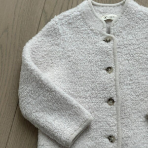 Lille Toni Teddy-Jacke Mira mit Merinowolle