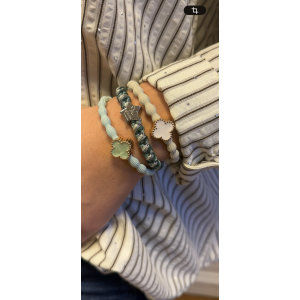 By Eloise Haargummi Enamel Quatrefoil