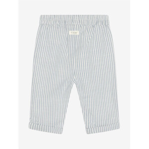 En Fant Musselinhose Streifen
